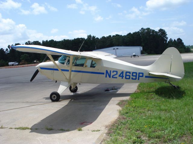 Piper PA-22 Tri-Pacer (N2469P)