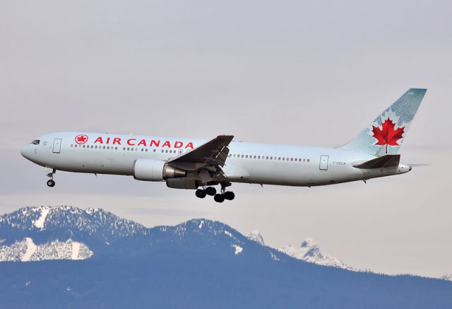 BOEING 767-300 (C-GSCA)