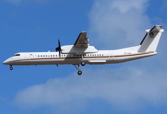 de Havilland Dash 8-400 (D2-EEB) - Angola Air Force.