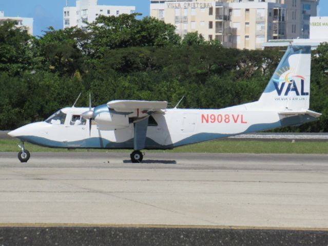 ROMAERO Islander (N908VL)