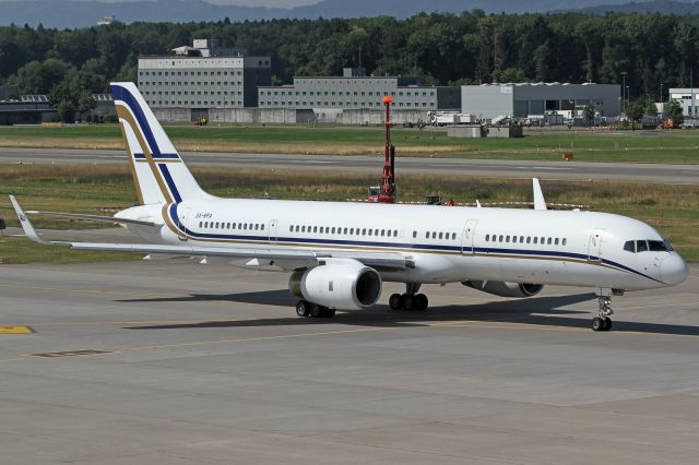 Boeing 757-200 (SX-RFA)