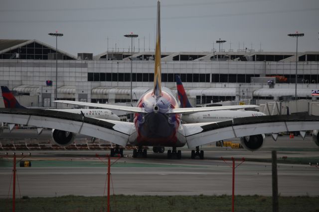 Airbus A380-800 (HL7640)