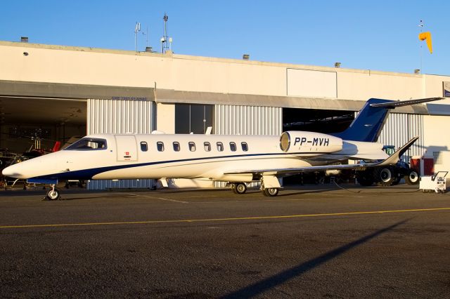 Bombardier Learjet 75 (PP-MVH)