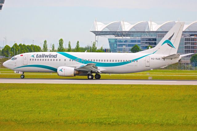 Boeing 737-700 (TC-TLD)