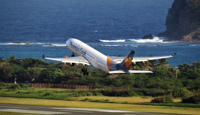 Airbus A330-200 (G-TCXB)