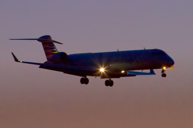 Canadair Regional Jet CRJ-700 —