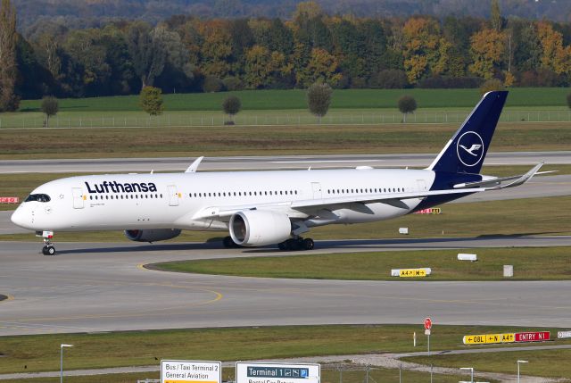 Airbus A350-900 (D-AIXO)