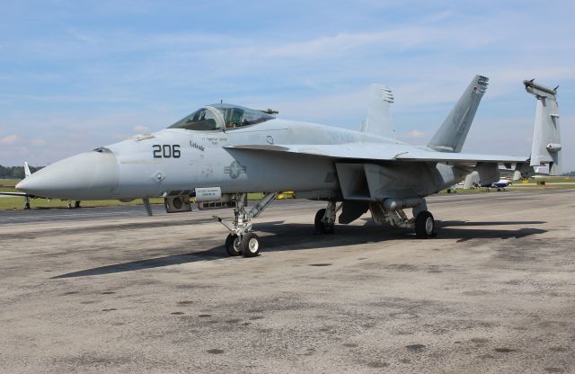 MCDONNELL DOUGLAS Super Hornet (16-6604)