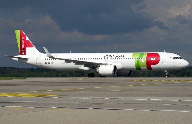 Airbus A321neo (CS-TJP) - CS-TJP arrived from Lisbon. 