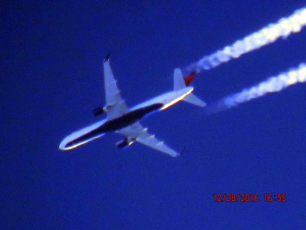 Boeing 757-200 (N820DX)