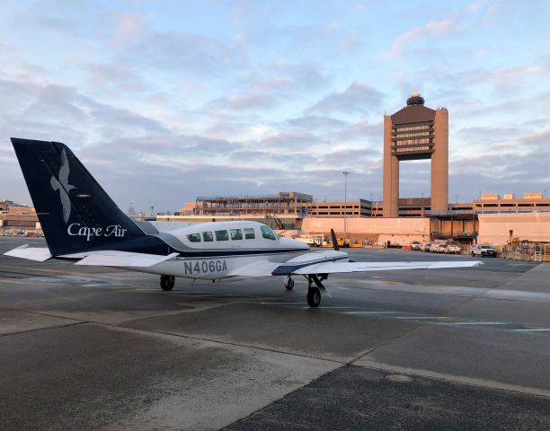 Cessna 402 (N406GA) - 01/15/21 - C to B post security connector walkway under construction