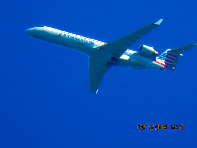 Canadair Regional Jet CRJ-700 (N755EV)