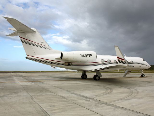 Gulfstream Aerospace Gulfstream IV (N251VP) - PARKED AT SIMON BOLIVAR INTL AIRPORT