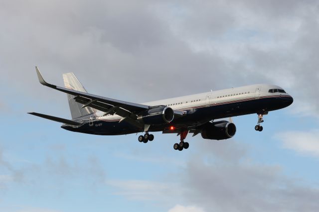 Boeing 757-200 (VQ-BTF)