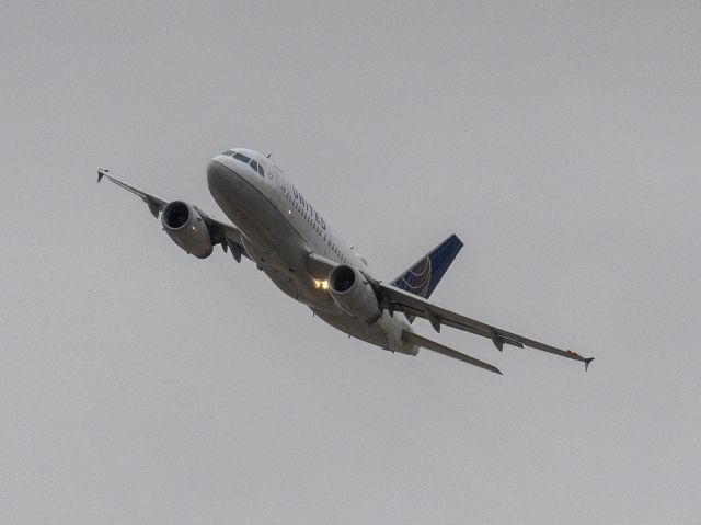 Airbus A319 (N811UA) - 6/21/2020 UA1532 making a hard left to avoid the thunderstorms to the North of KDFW