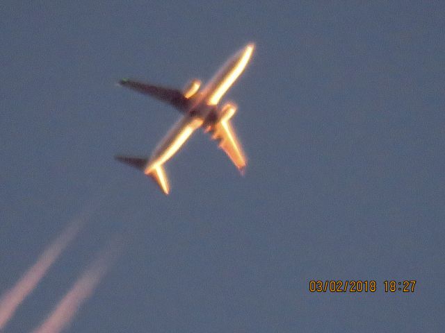 Boeing 737-800 (C-FCSX)