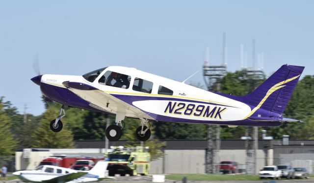 Piper Cherokee (N289MK) - Airventure 2017