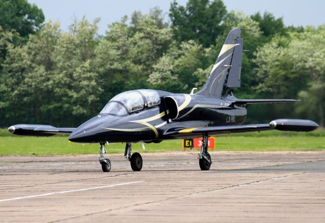 Aero L-39 Albatros (LX-MIK)