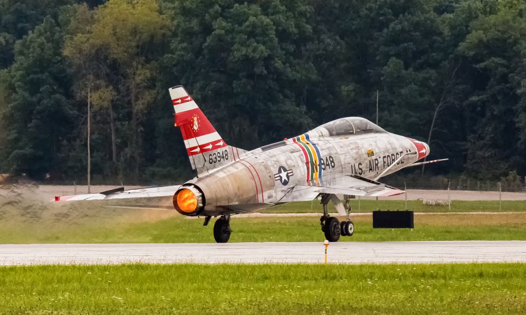 North American Super Sabre (N2011V) - Taking off from KFWA