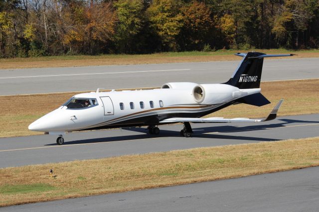 Learjet 60 (N160MG)