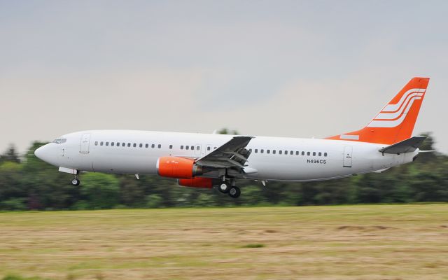 Boeing 737-700 (N496CS) - n496cs b737 about to land at shannon 4/5/17.
