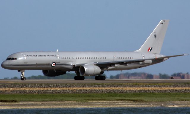 Boeing 757-200 (ANZ7571)