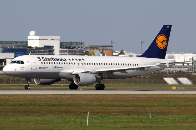 Airbus A320 (D-AIZB)
