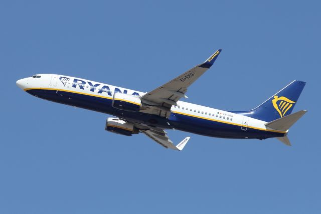 Boeing 737-800 (EI-EKG) - 28/02/2022: Flight to Athens (ATH) after T/O from runway 26.