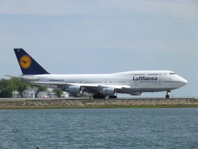 Boeing 747-400 (D-ABTD)