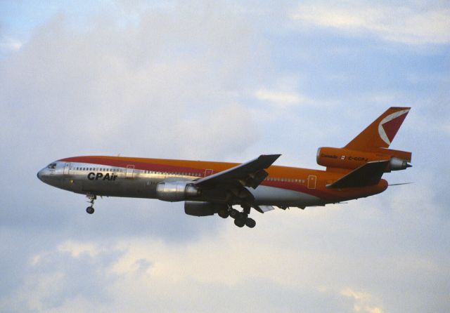 McDonnell Douglas DC-10 (C-GCPJ) - Final Approach to Narita Intl Airport Rwy34 on 1986/09/28