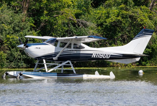 Cessna Skylane (N1190D)