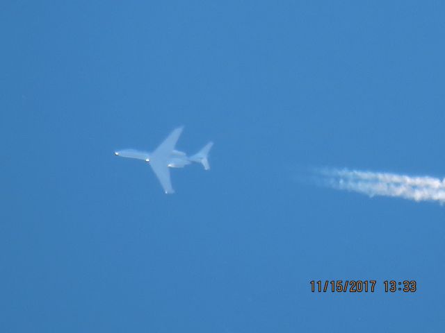 Bombardier Challenger 300 —