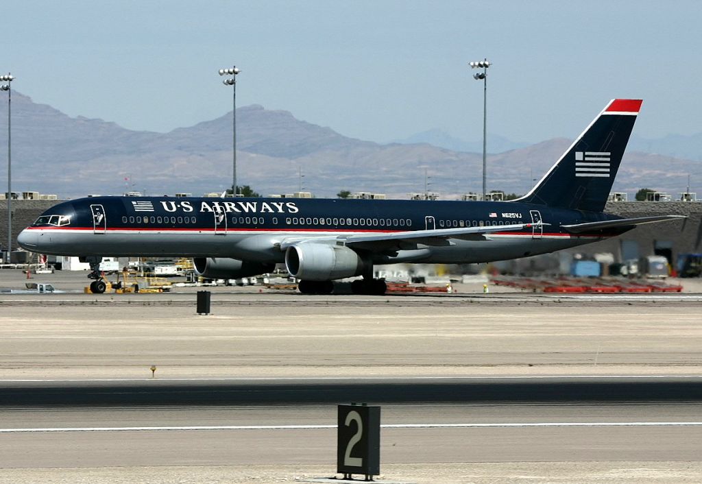 Boeing 757-200 (N625VJ) - KLAS - US Airways departing 25R for Pittsburg apprx April 2005,