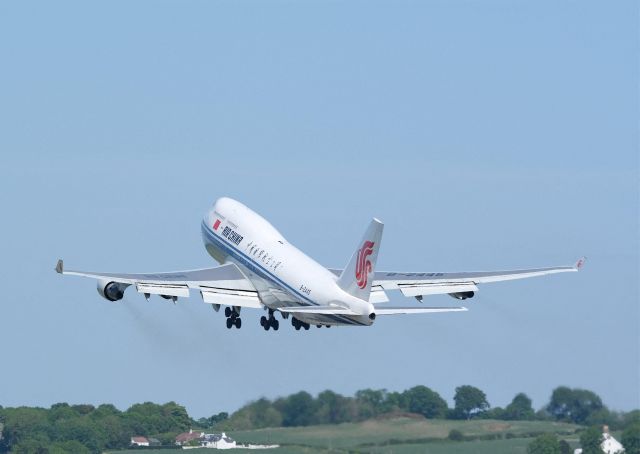 Boeing 747-200 (B-24445) - Lors d'une escale à Guangzhou