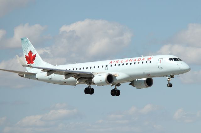 Embraer ERJ-190 (C-FFYJ) - Air Canada flight 930 from Montreal on final for RWY 9. Taken from just east of El Dorado Furniture.