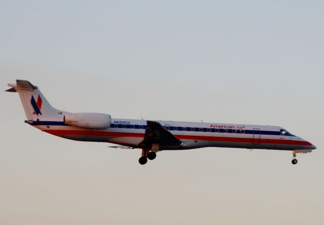Embraer ERJ-145 (N662EH)