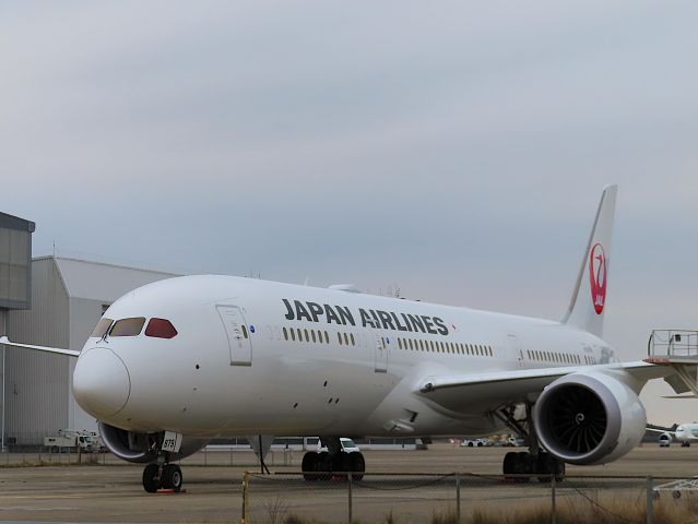 Boeing 787-9 Dreamliner (JA879J) - I took this picture on Mar 07, 2020.