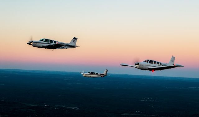 Beechcraft Bonanza (36) (N20CS)