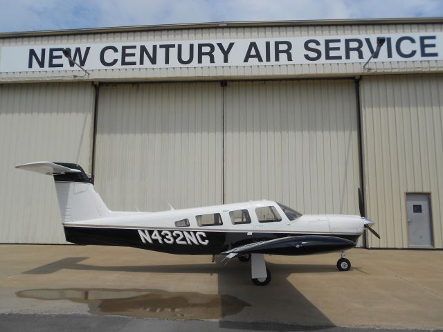 Piper Saratoga/Lance (N432NC)