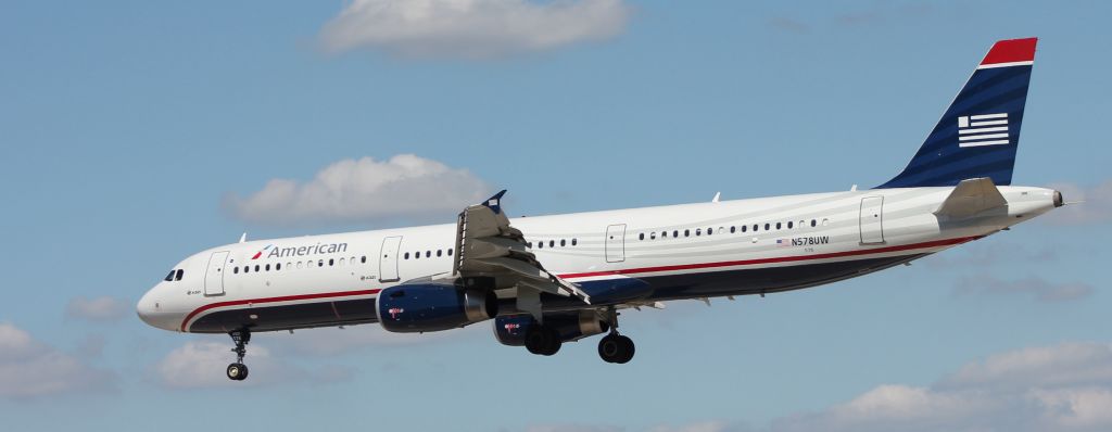 Airbus A321 (N578UW) - Flight 1970br /KCLT to KBWIbr /9/11/15