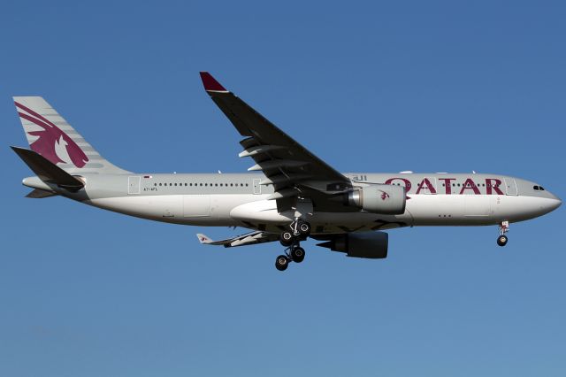 Airbus A330-200 (A7-AFL)