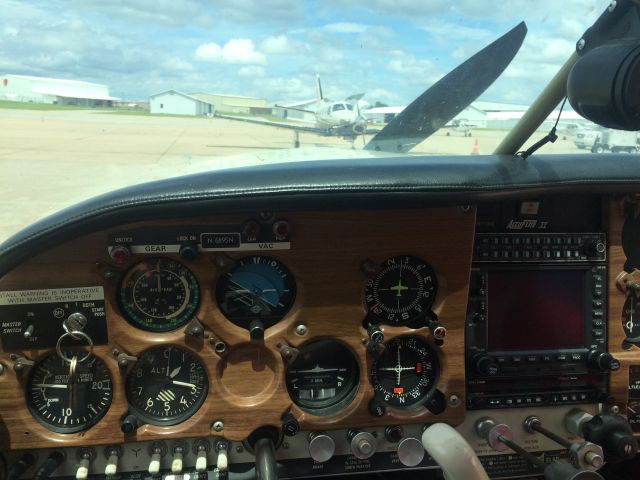 N6895N —