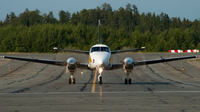 Beechcraft King Air 100 (C-GIZX) - Cree 590 Medevac