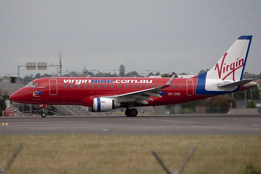 Embraer 170/175 (VH-ZHD) - 9 OCT 2010