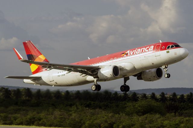 Airbus A320 (PR-ONW)