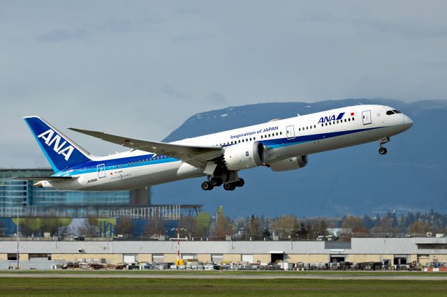 Boeing 787-9 Dreamliner (JA886A)