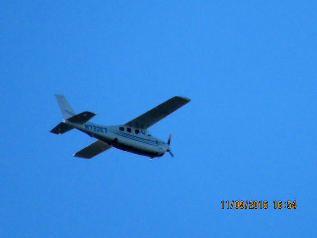 Cessna P210 Pressurized Centurion (N732ET)