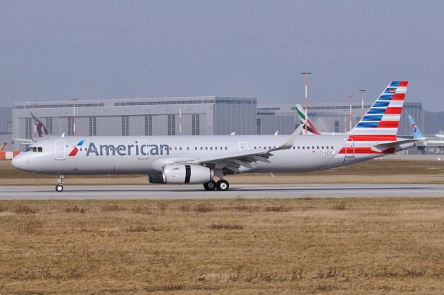 Airbus A321 (N112AN)