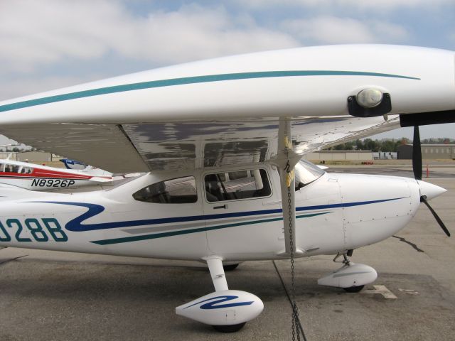 Cessna Skylane (N2028B) - PARKED AT FULLERTON