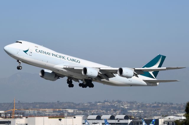 BOEING 747-8 (B-LJB) - Takes off. 